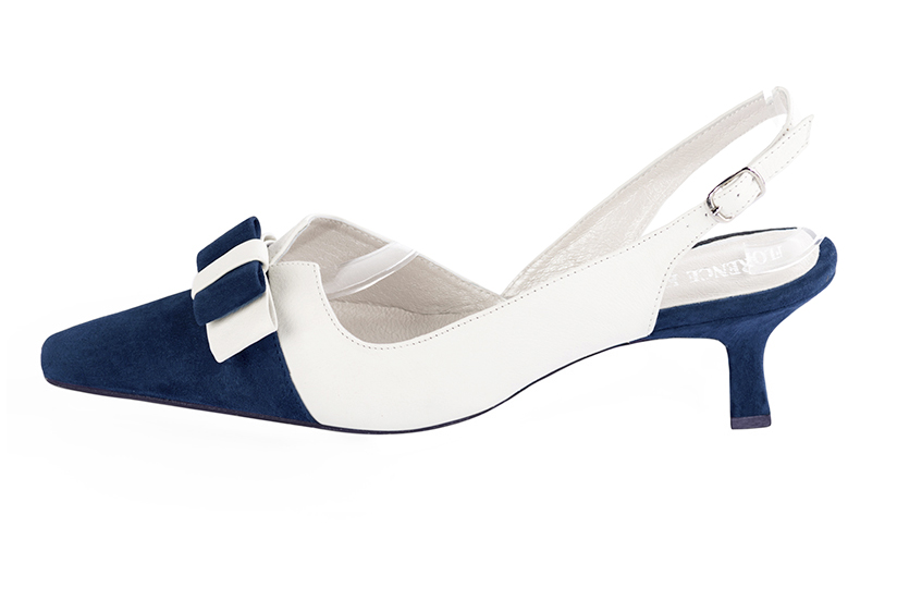 Navy blue and off white women's open back shoes, with a knot. Tapered toe. Medium spool heels. Profile view - Florence KOOIJMAN